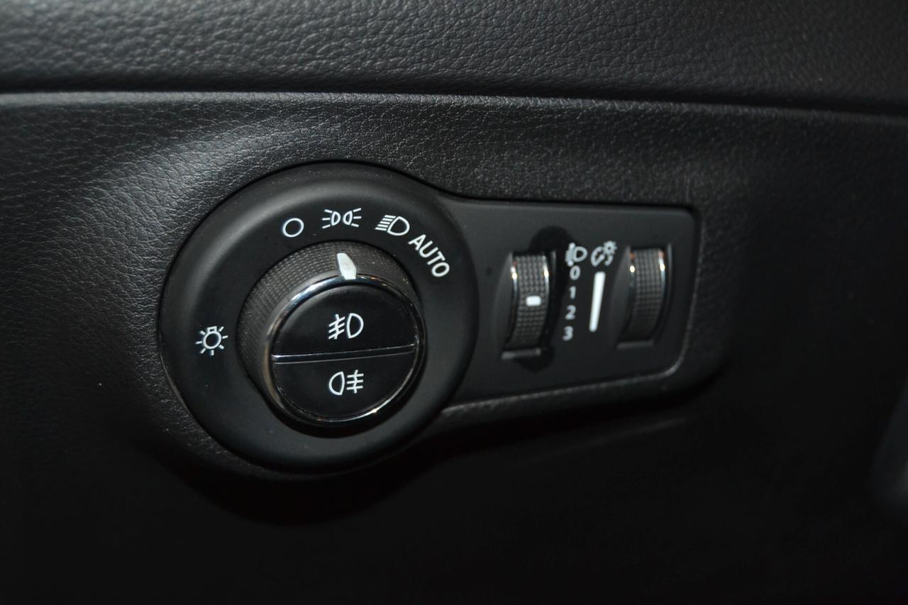 Jeep Compass 1.6 MJT 120CV UniPro/Navi/T.Cam/Gancio