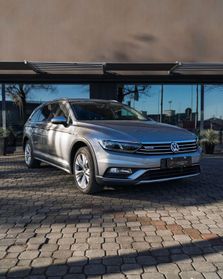 Volkswagen Passat Alltrack 2.0 TDI 190 CV 4motion DSG Executive BMT