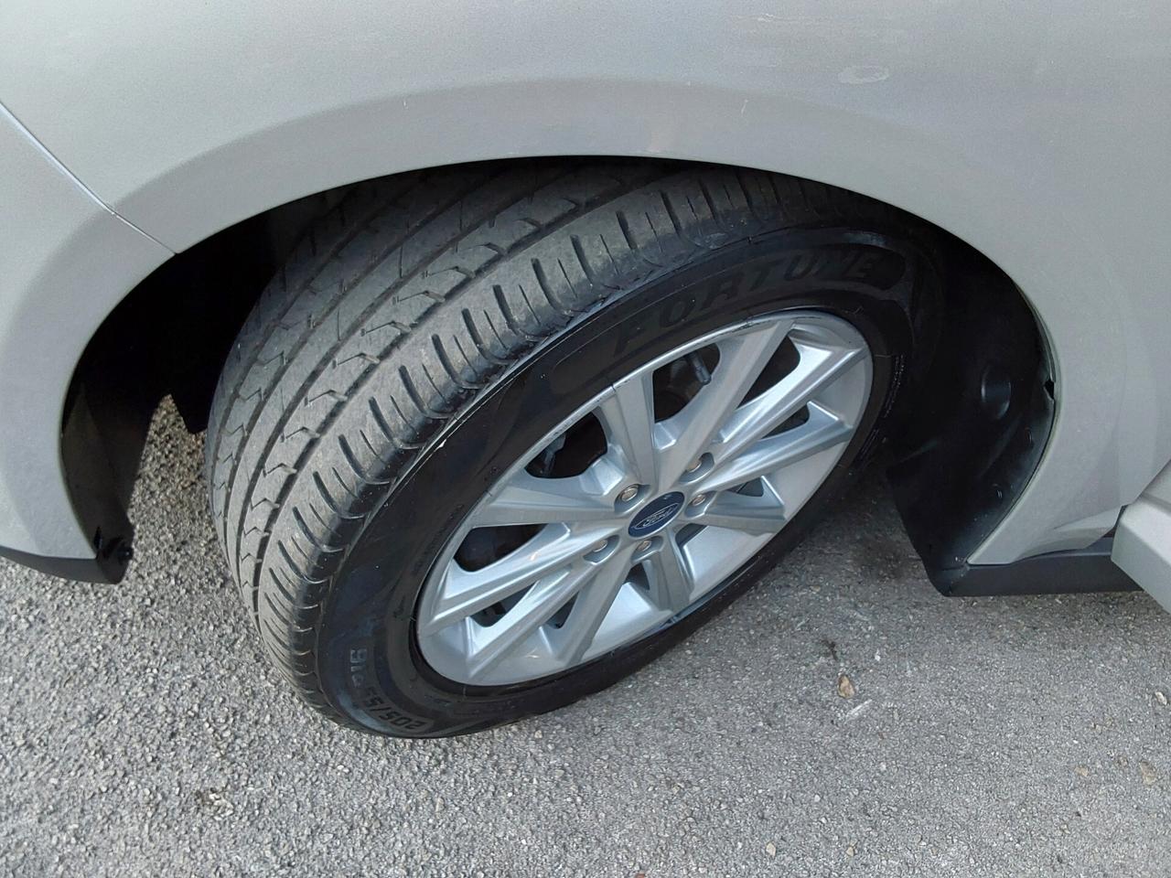 Ford C-Max 1.5 TDCi 120CV Titanium