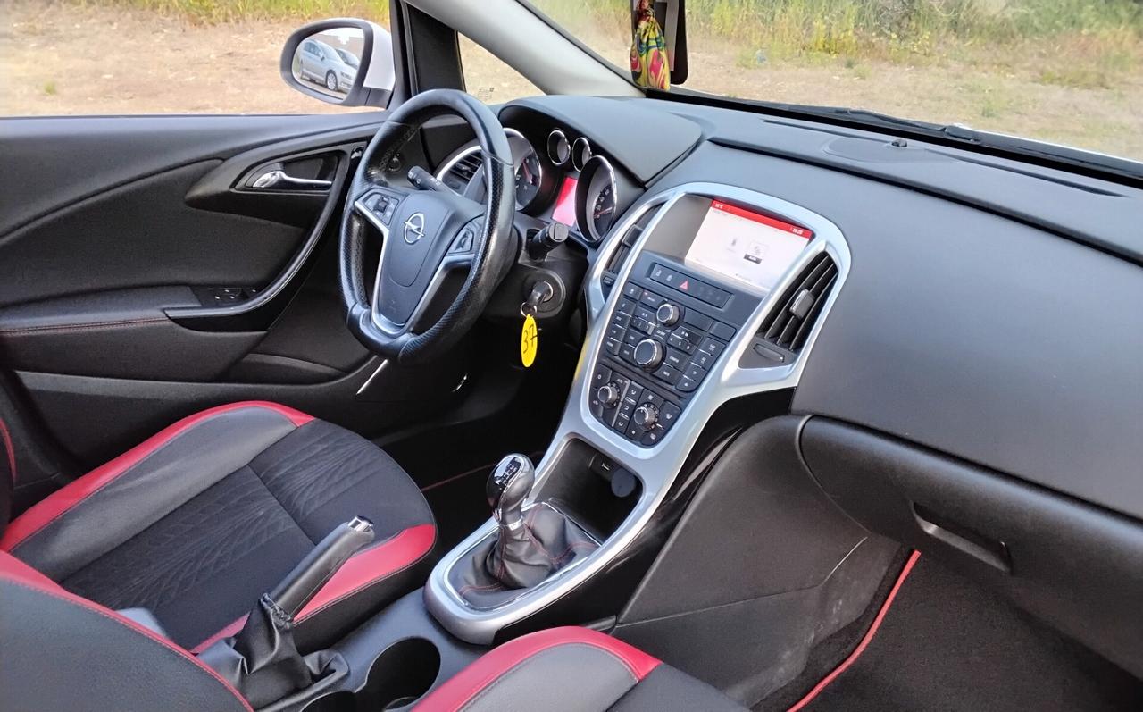 Opel Astra 2.0 BiTurbo CDTI 195CV S&S 5 porte