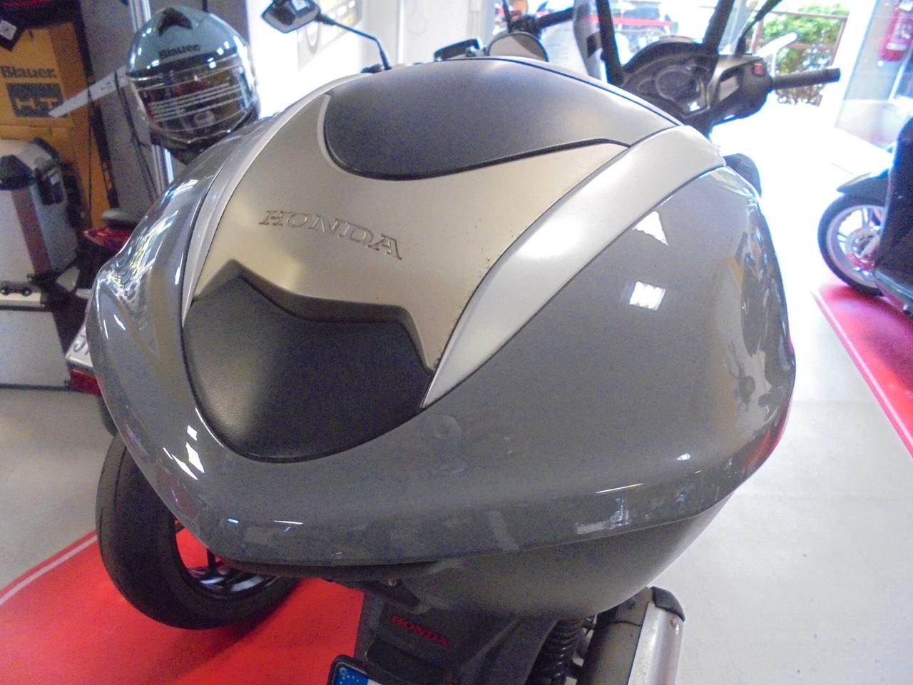 Honda SH 300 i ABS