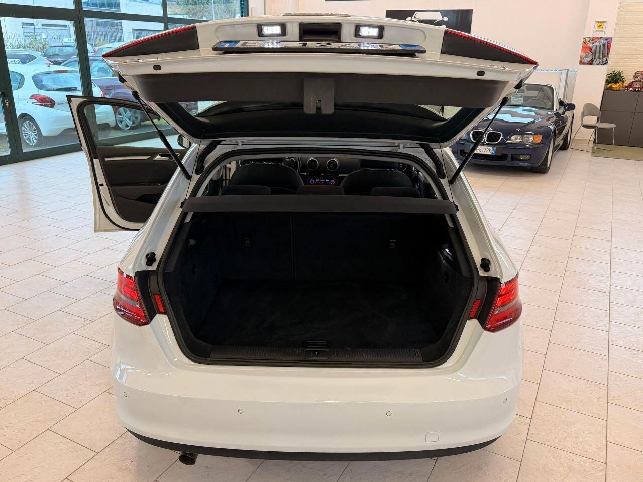 Audi A3 SPB 1.6 TDI clean diesel Ambiente