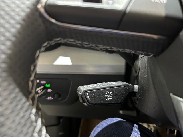 AUDI Q5 SPB Sportback 40TDI quattro S line Identity Black