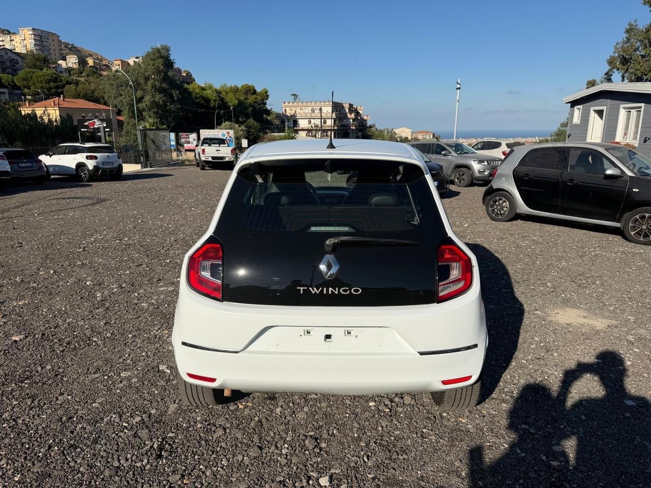 Renault Twingo SCe 65 CV Signature