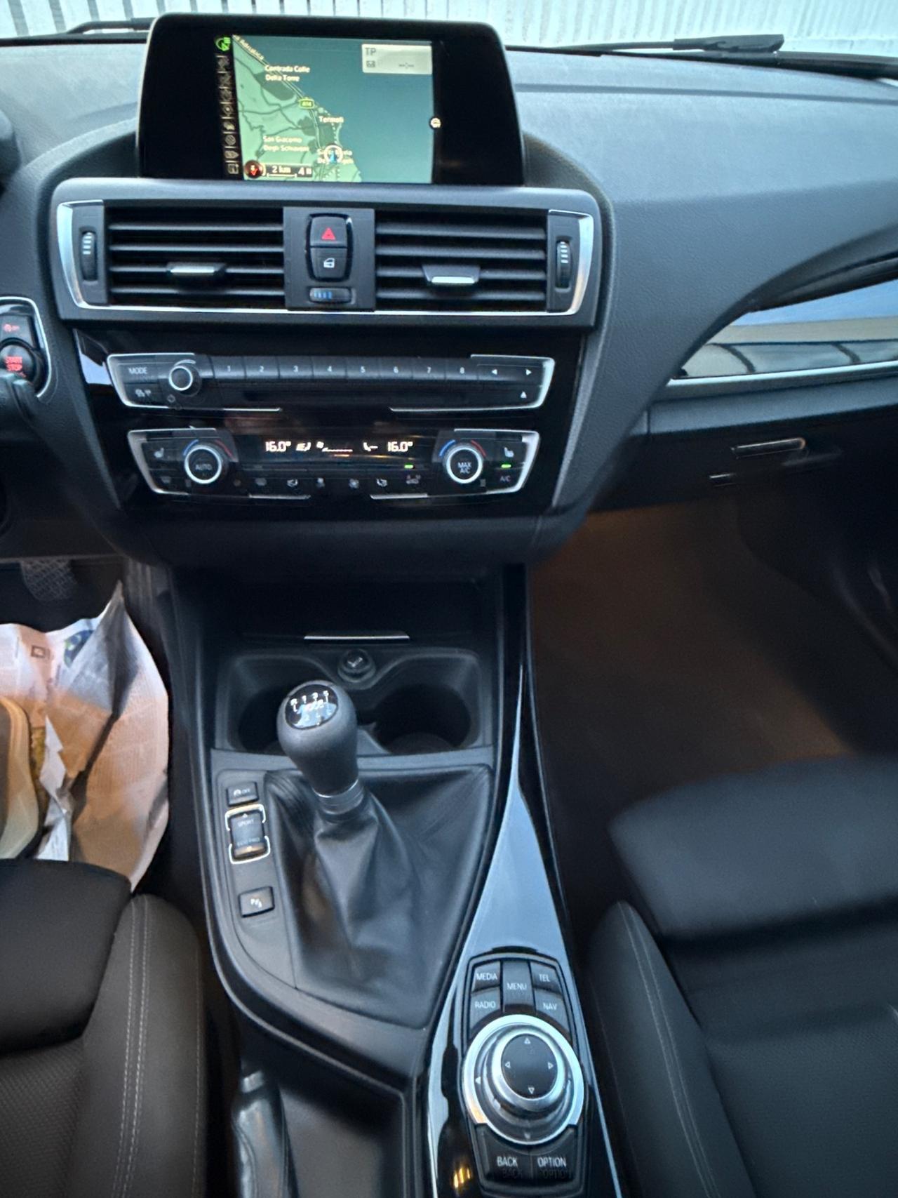 Bmw 118 118d 5p. Sport