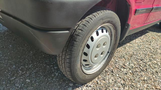 FIAT Cinquecento 900i cat Young 62000KM UN PROPRIETARIO