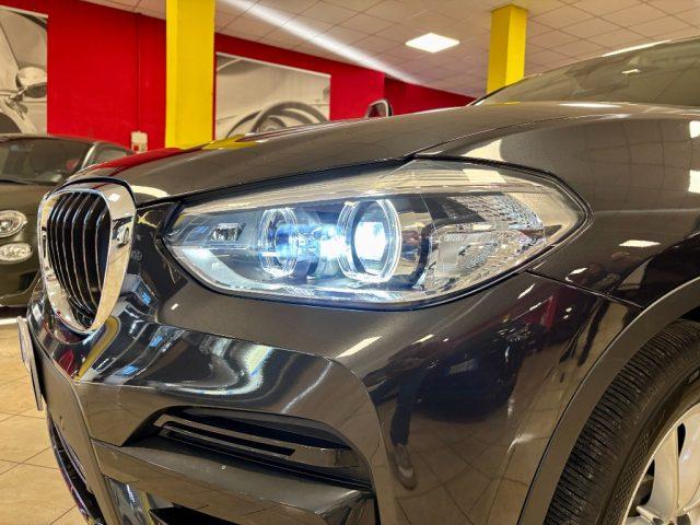 BMW X3 xDrive20d UNIPRO - FARI LED - VOLANTE M-SPORT