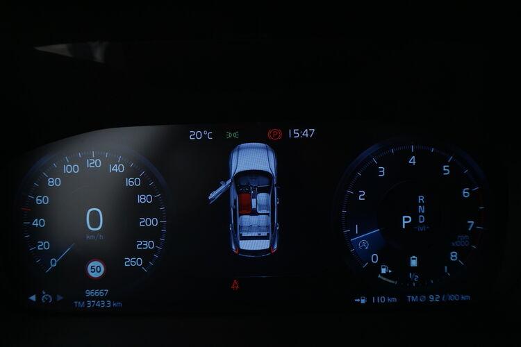 Volvo XC40 B4 Momentum Pro AWD Geartronic BR714793 2.0 Mild Hybrid 197CV