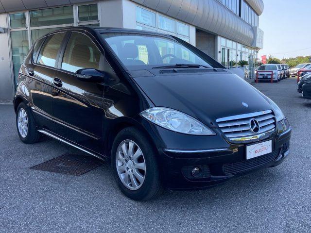 MERCEDES-BENZ A 180 CDI Elegance
