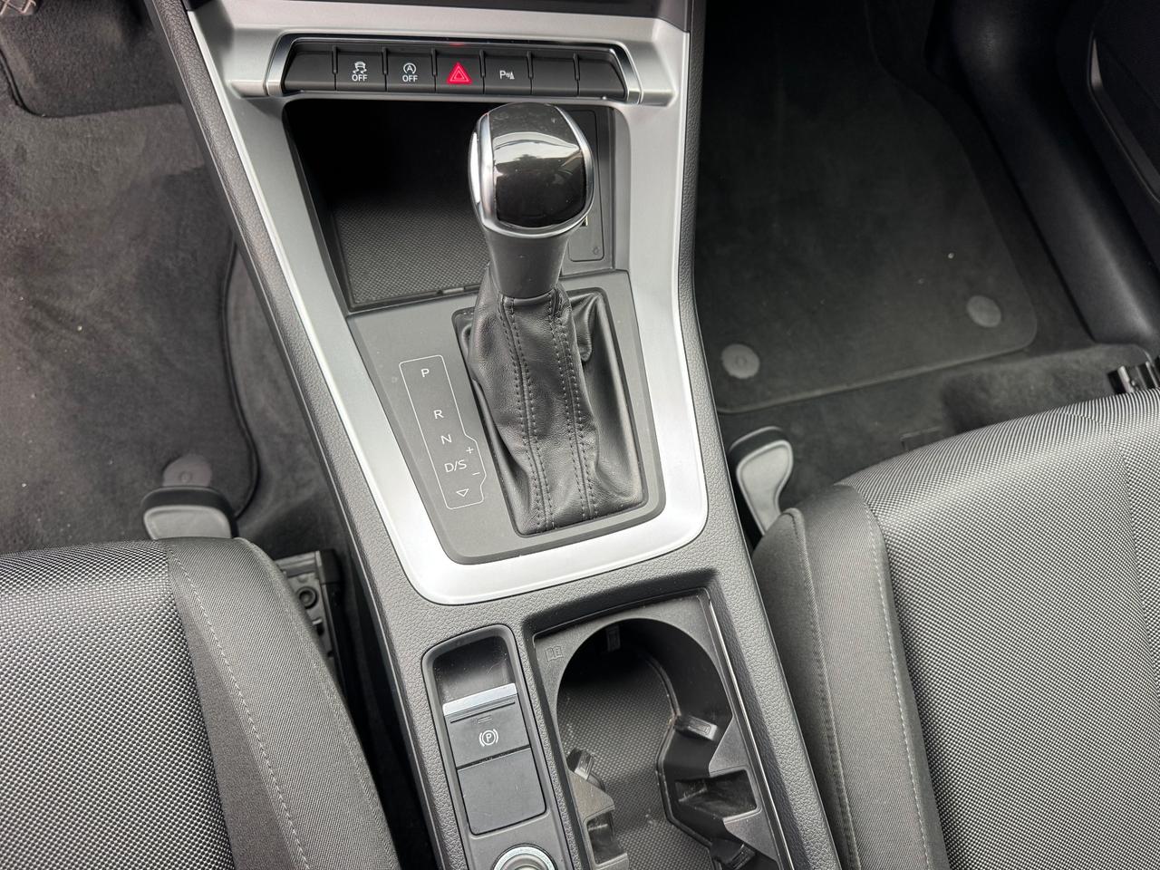 Audi Q3 40 TDI quattro S tronic Business Advanced