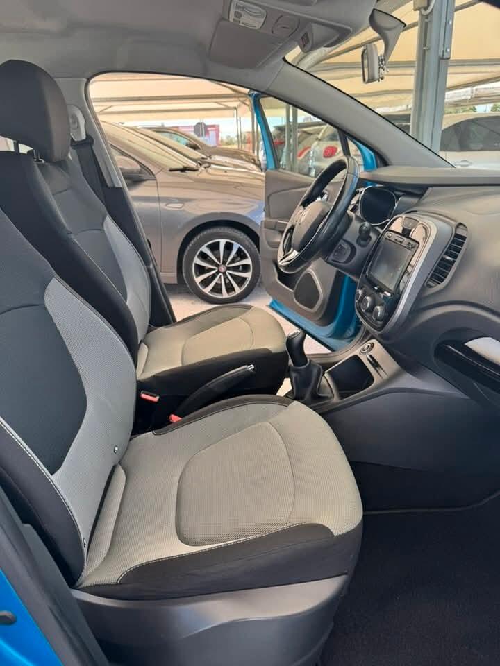RENAULT CAPTUR 0.9TCe 90CV SOLO 80000KM