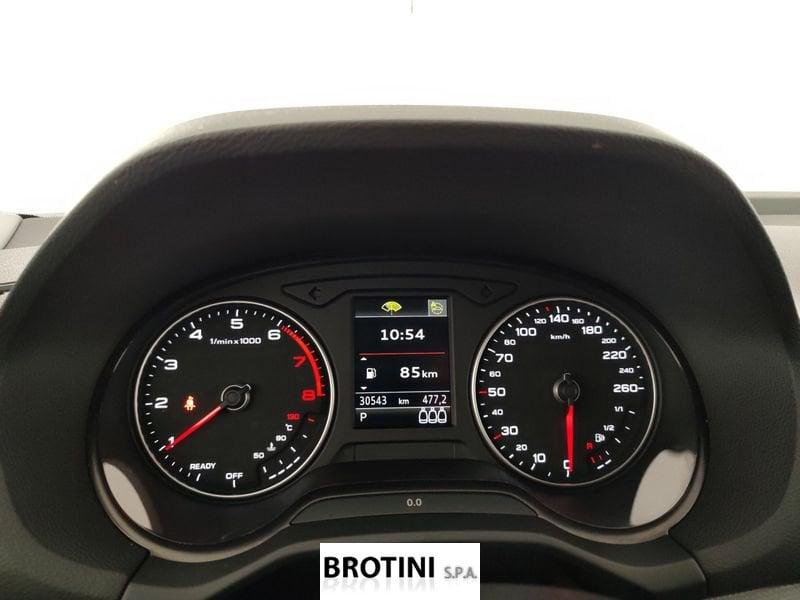 Audi Q2 1.5 35 TFSI BUSINESS ADVANCED S TRONIC