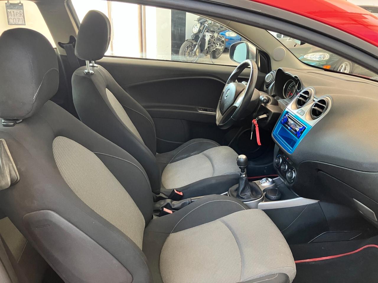 Alfa Romeo MiTo 1.4 NEOPATENTATI Distinctive Sport Pack