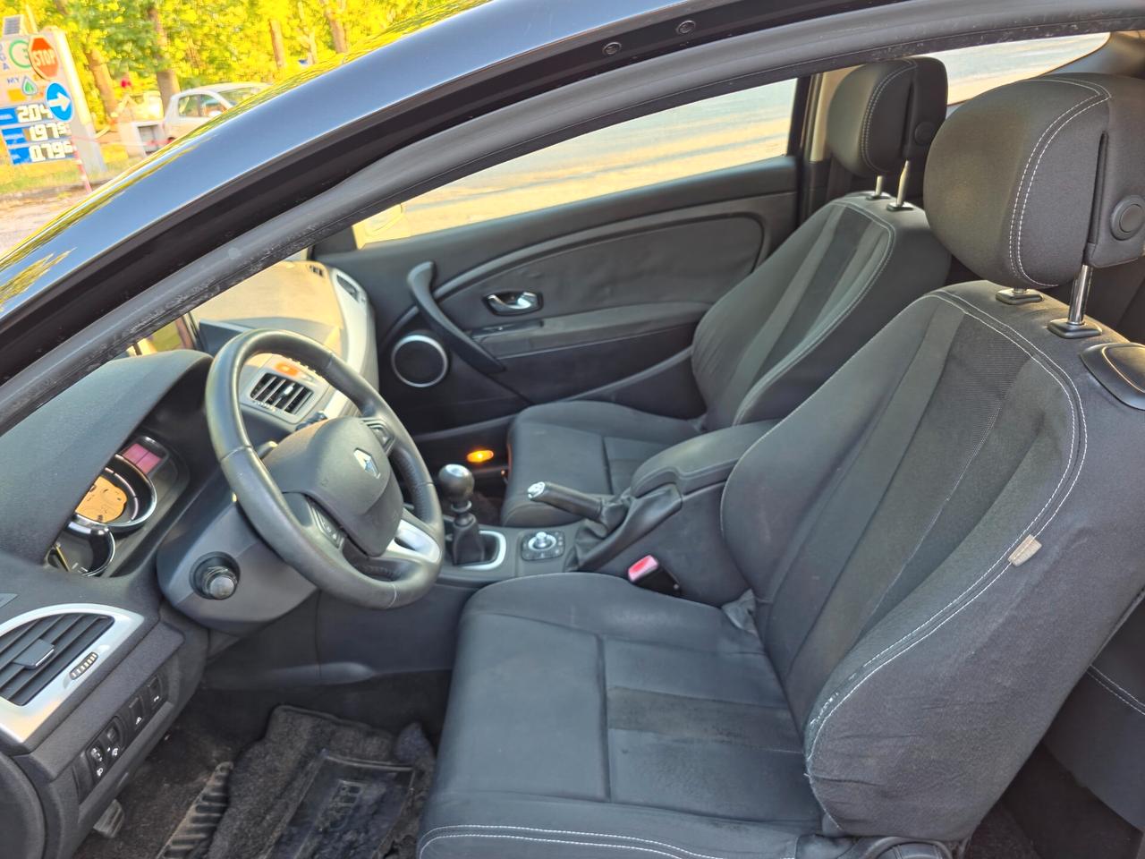 Renault Megane Mégane Coupé 1.5 dCi 110CV E5 Luxe Manuale NEO 2010