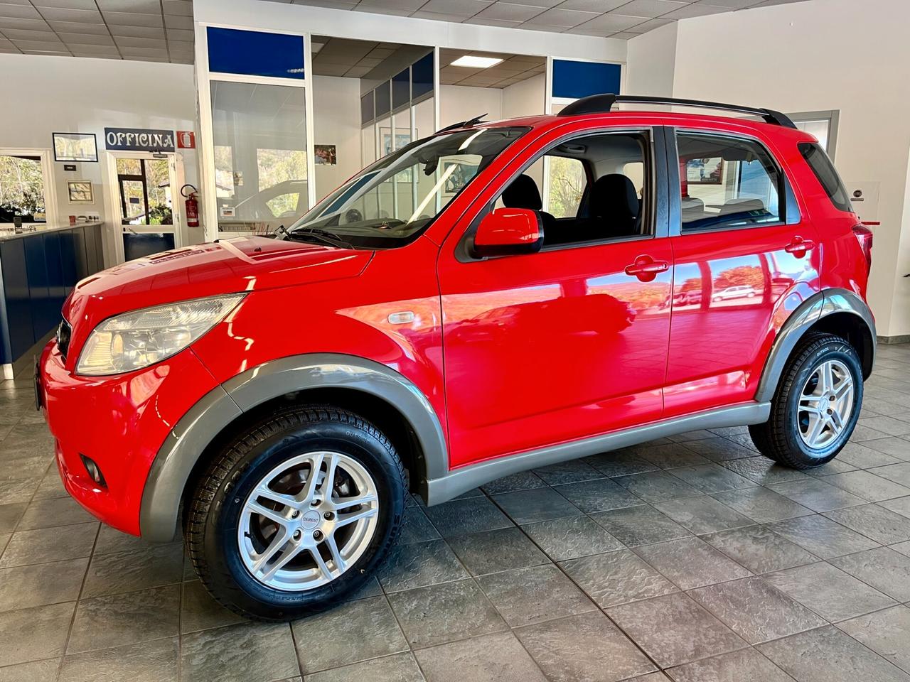 Daihatsu Terios 1.5 4X4 SX O/F-NEOPATENTATI-