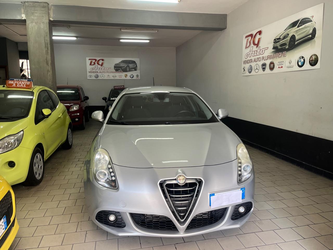 Alfa Romeo Giulietta 1.6 JTDm-2 full optional 2013