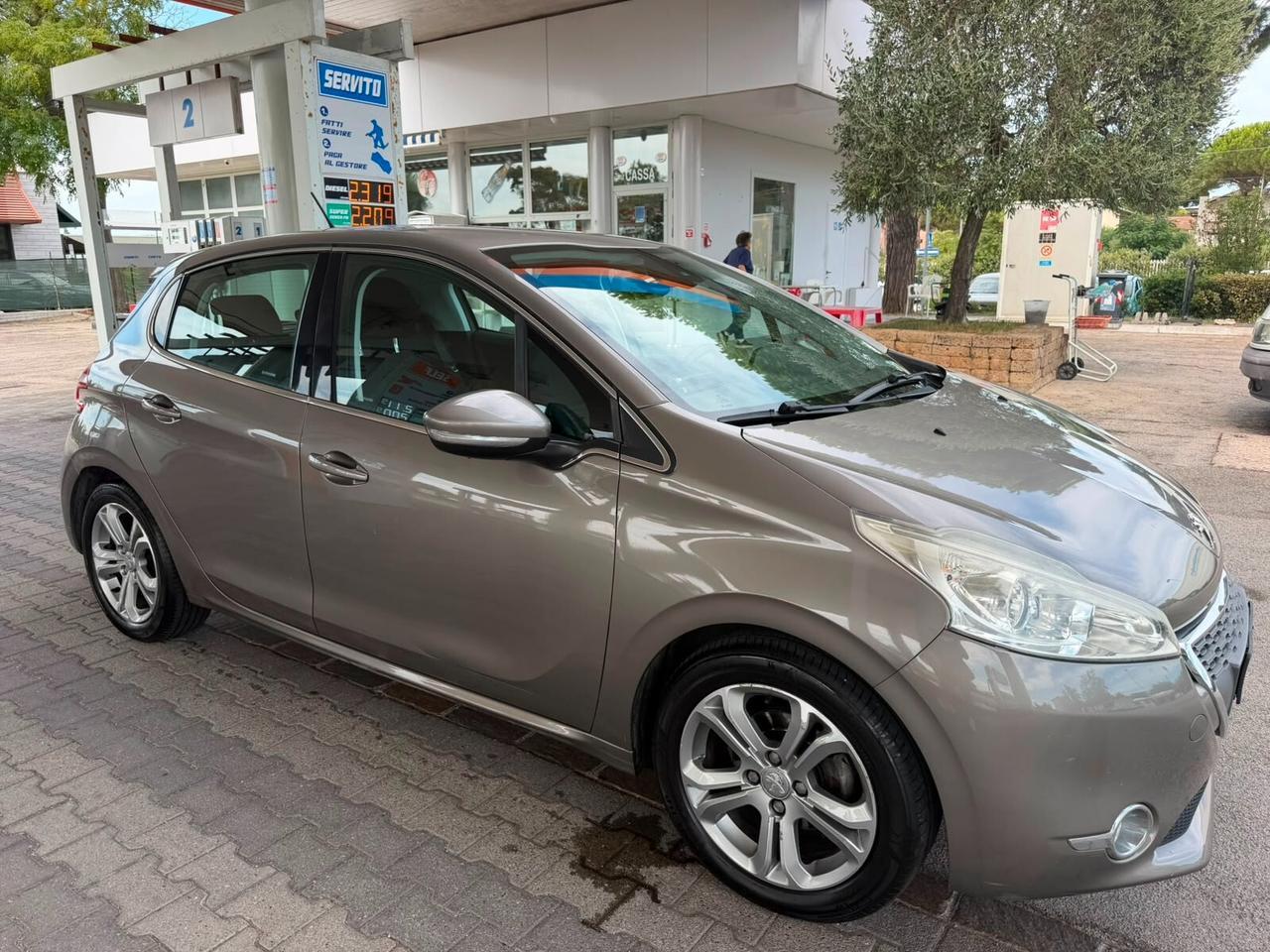 Peugeot 208 1.2 VTi 82 CV 5 porte Access