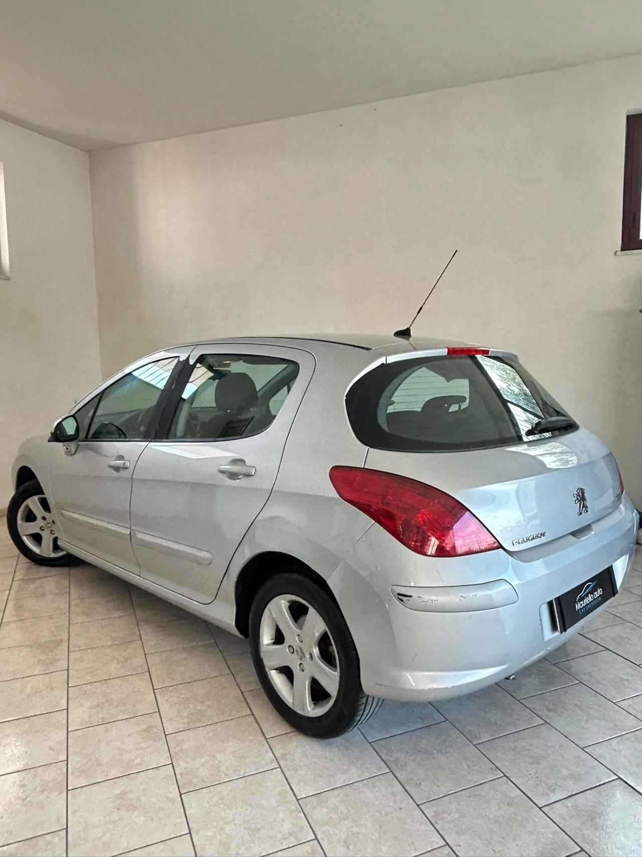 Peugeot 308 1.6 HDi 90CV 5p. Tecno