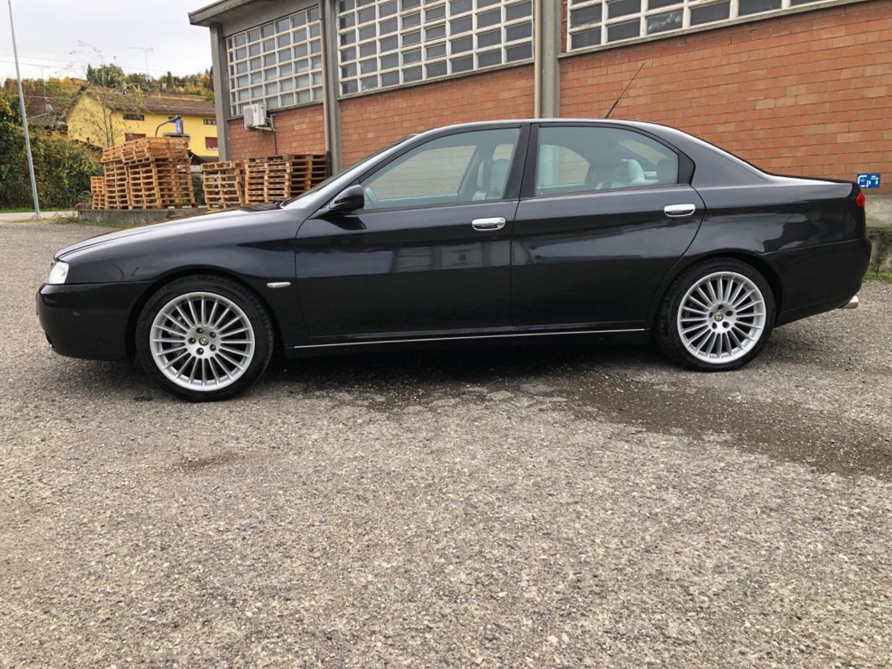 Alfa Romeo 166 3.2 V6 24V cat Distinctive