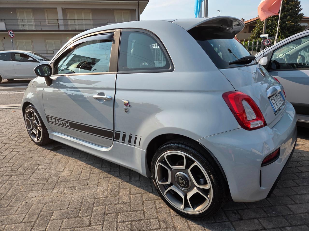 Abarth 595 1.4 Turbo T-Jet 145 CV
