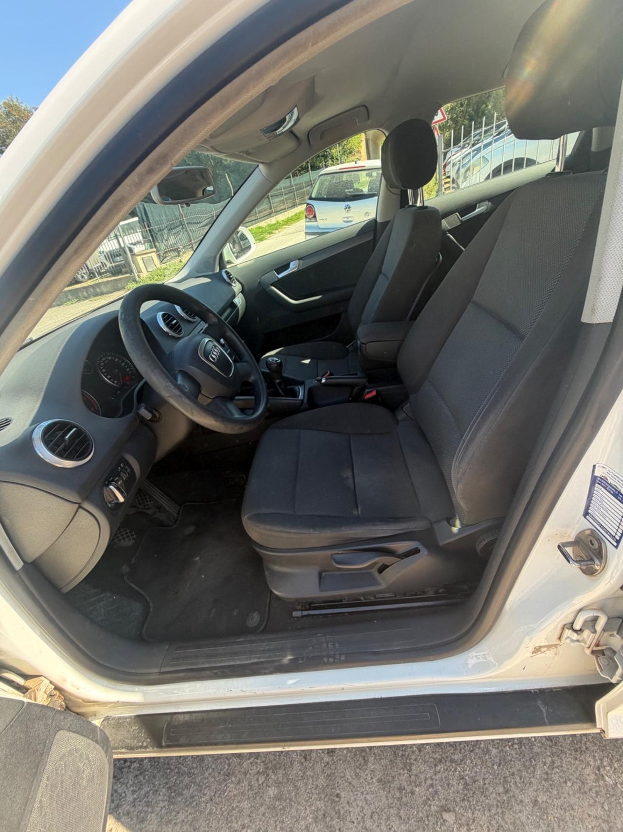 Audi A3 1.6 TDI F.AP. Attraction