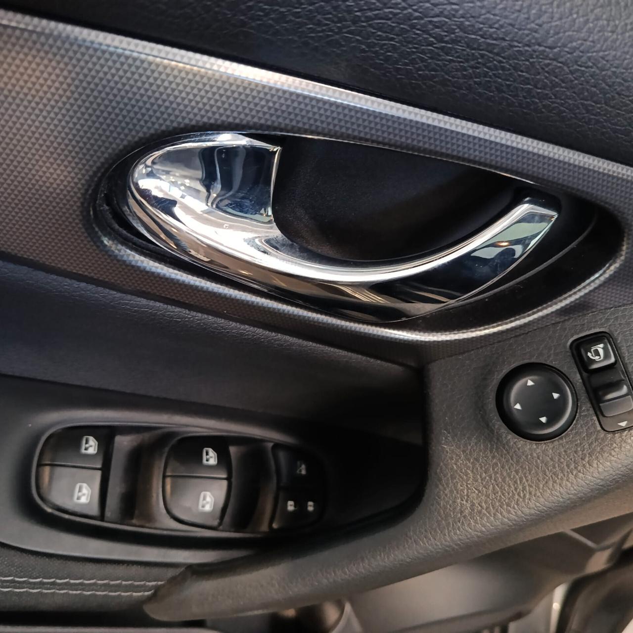 Nissan Qashqai 1.2 BENZINA AUTOMATICA NEOPATENTATI