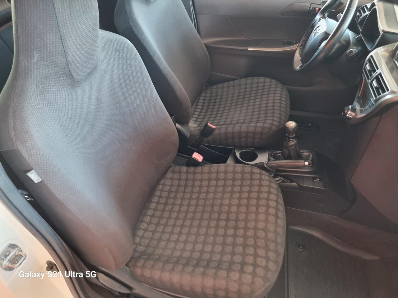 toyota iq full con navi garanzia 12 mesi stupenda