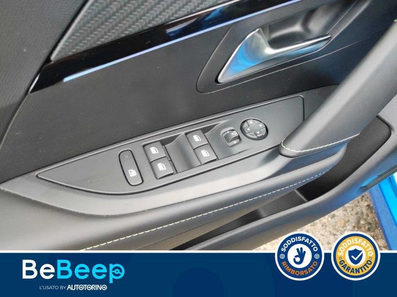 Peugeot 208 1.2 HYBRID GT 145CV E-DCS 6