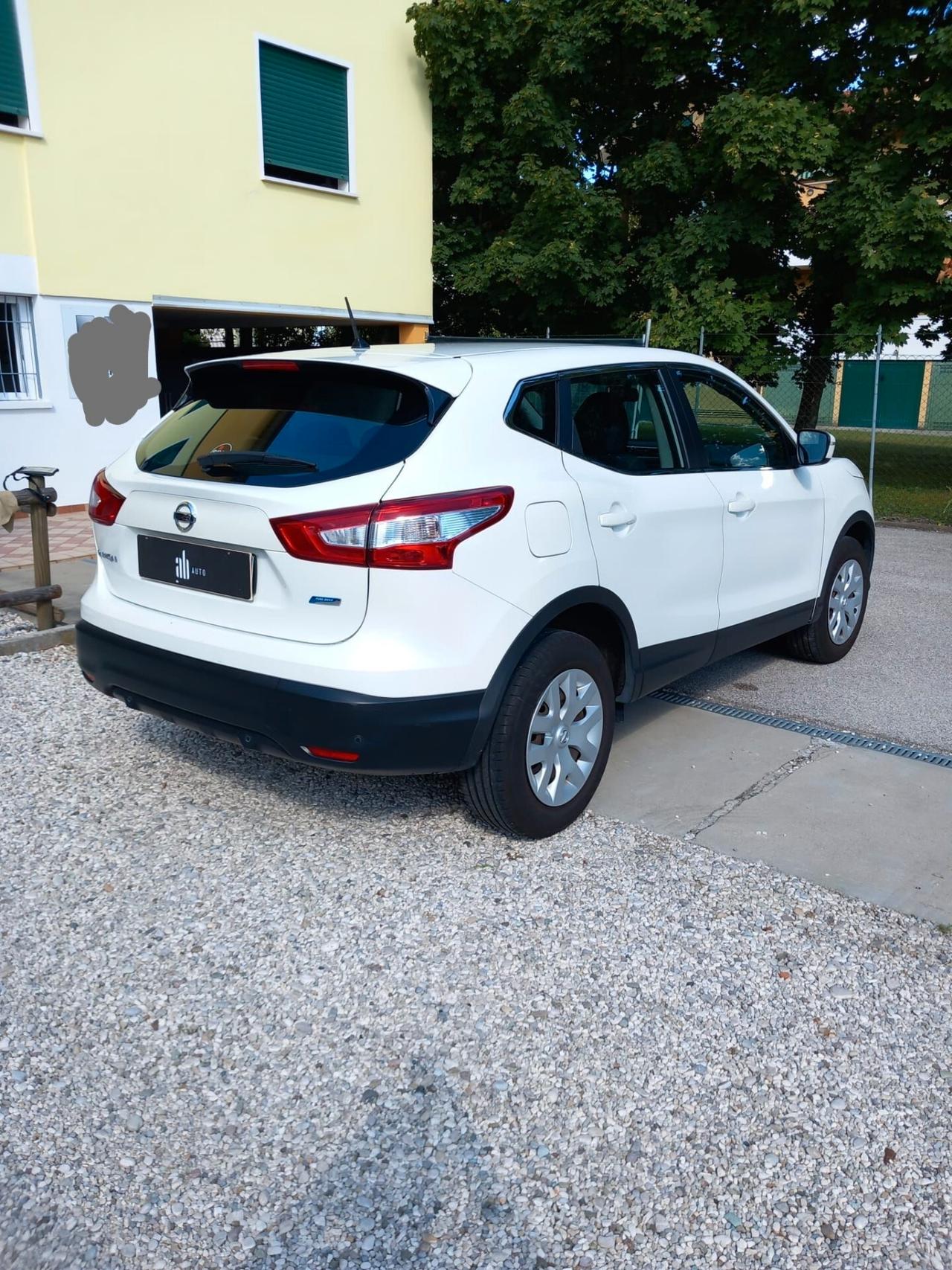 Nissan Qashqai 1.5 dCi Visia