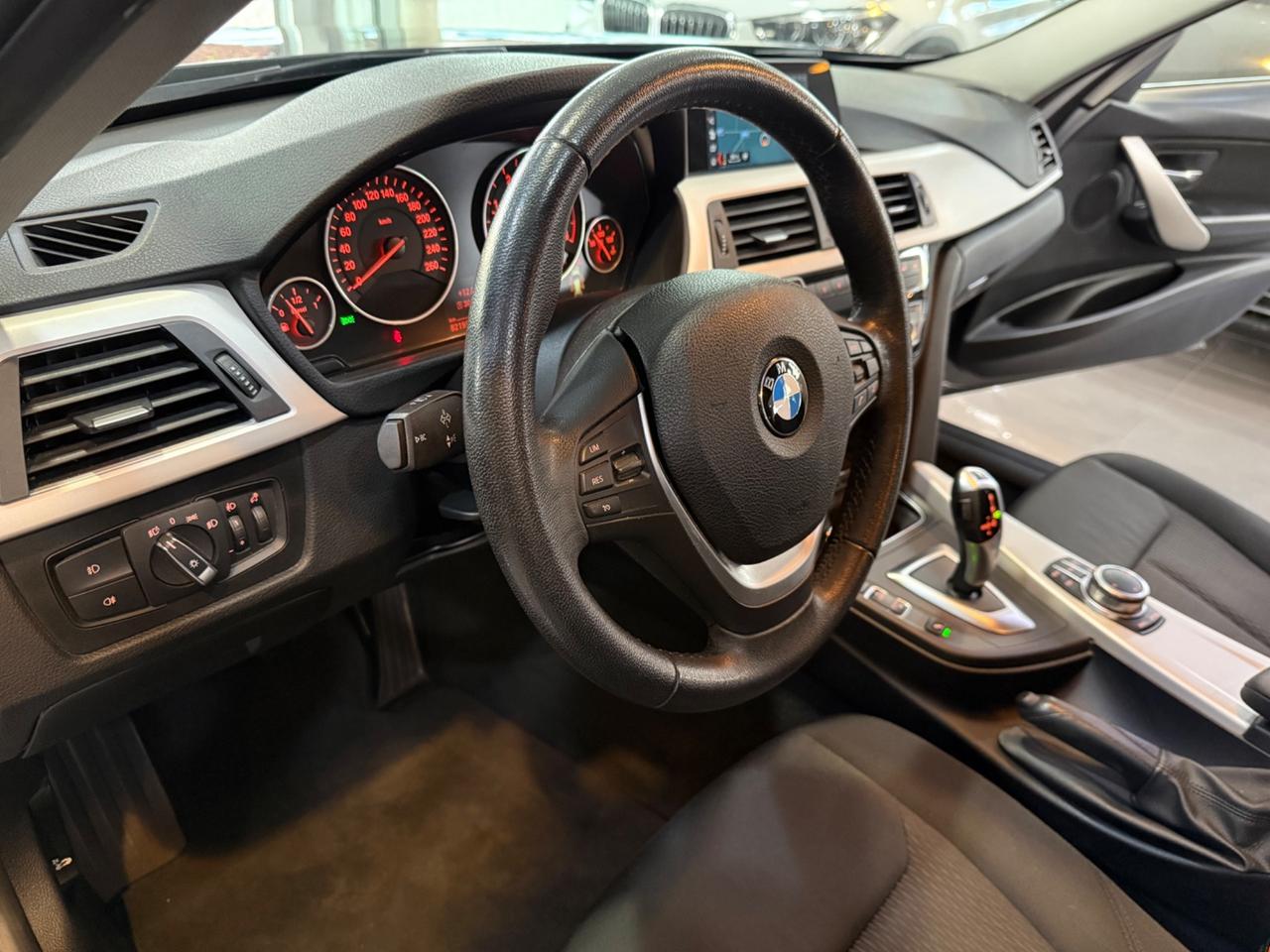 Bmw 318 Touring 318d auto 82.000 KM!!