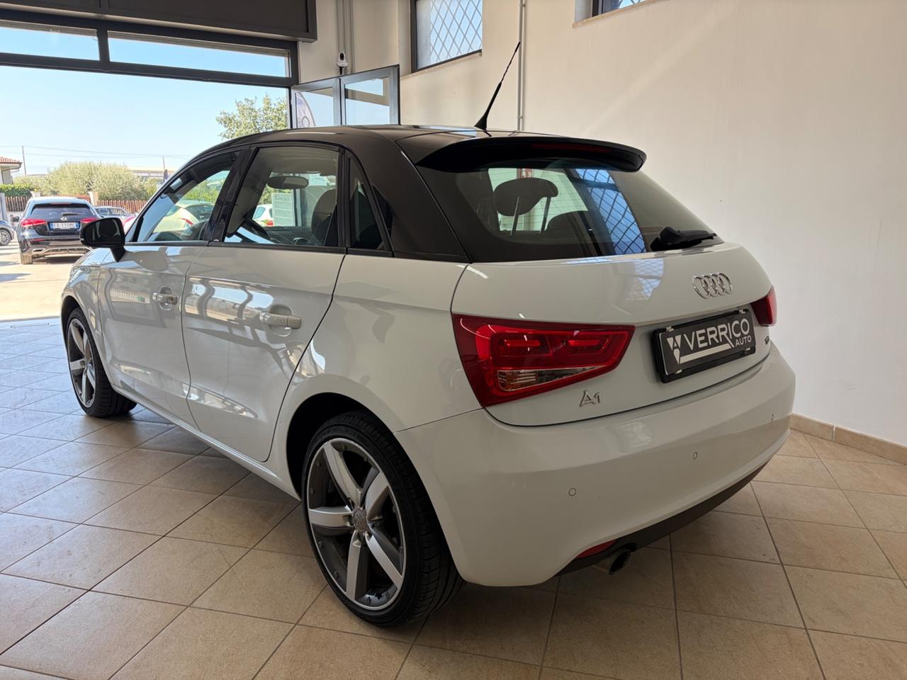 Audi A1 SPB 1.6 TDI S LINE EDITION PLUS