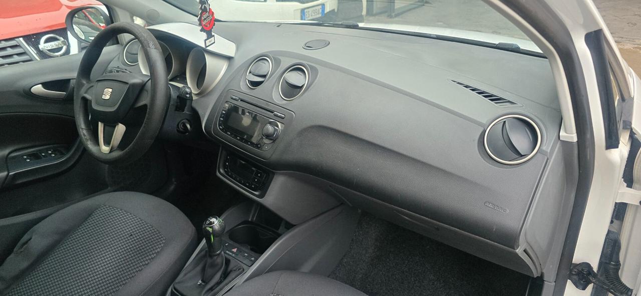Seat Ibiza 1.2 70 CV 5p. Vendo con.passagio conpreso occasione più revisione x2 anni