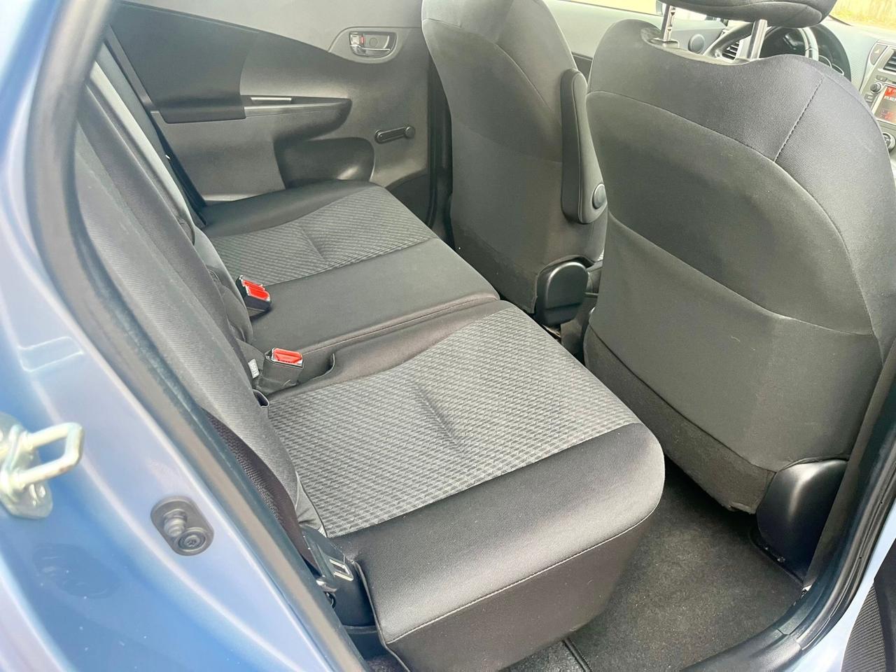 Toyota Verso-S 1.4D 2012 96.000km cambio automatico