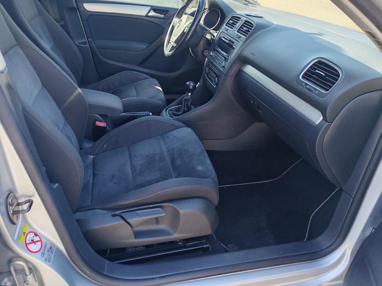 Volkswagen Golf 1.6 TDI DPF 5p. United