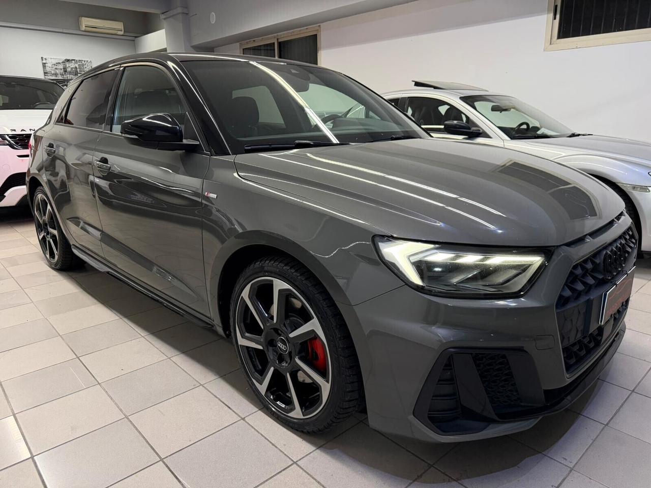 Audi A1 SPB 40 TFSI S tronic line edition