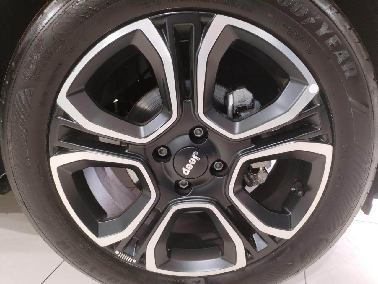 Jeep Avenger 1.2 Turbo 100 CV Summit