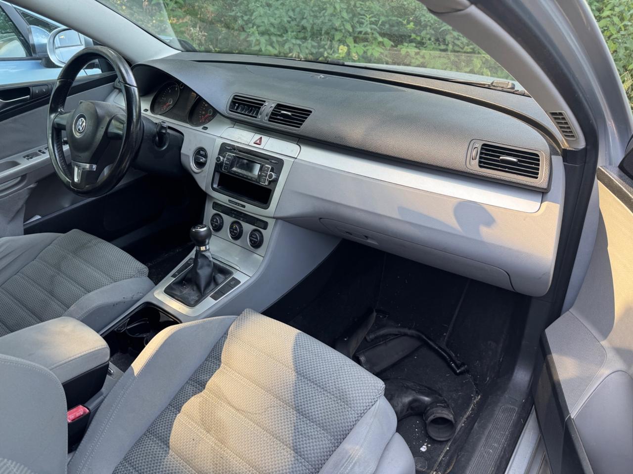 Volkswagen Passat 2.0 TDI DPF Var. Highline Comerciante