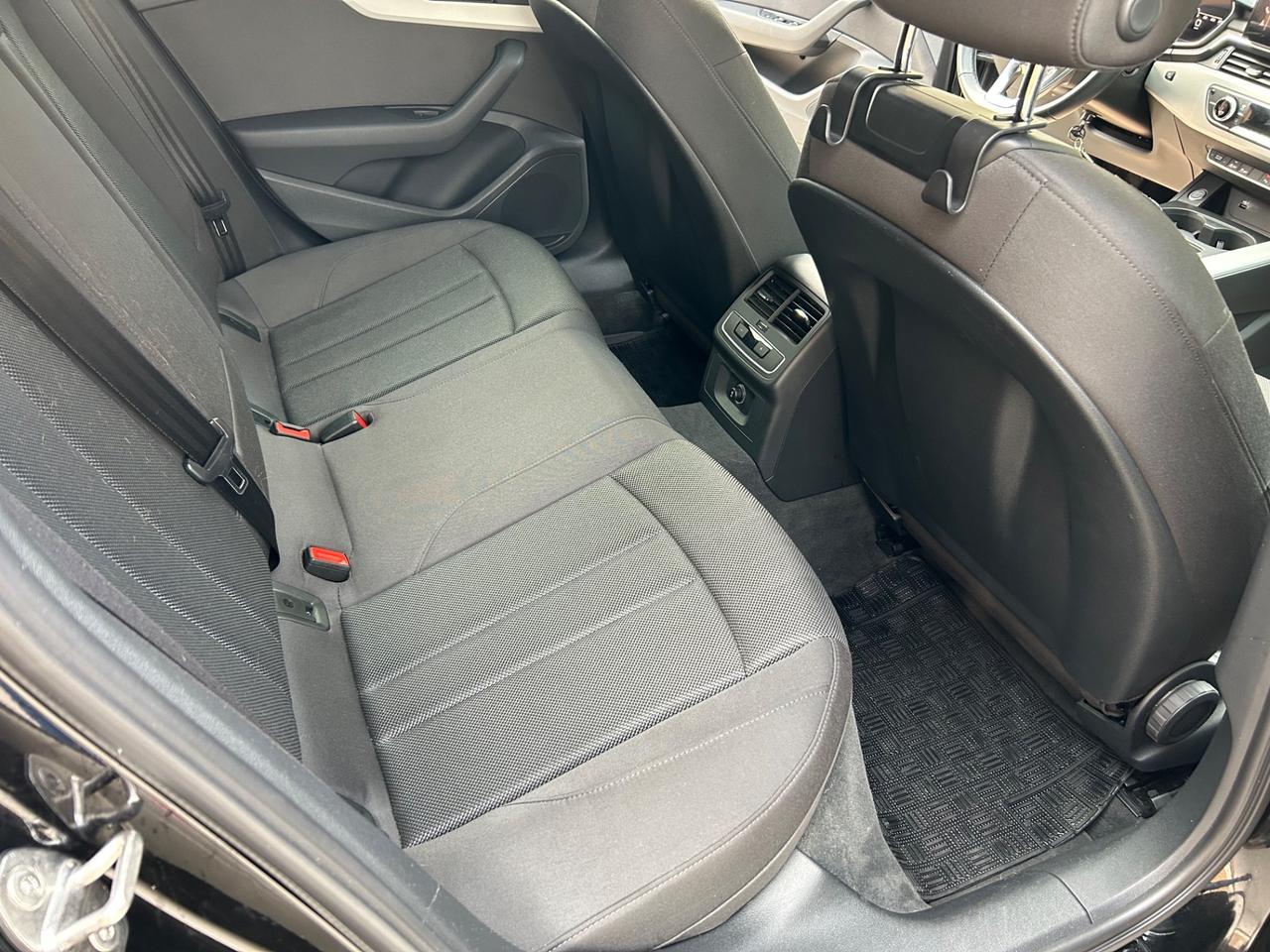 Audi A4 Avant 35 TDI/163 CV S tronic