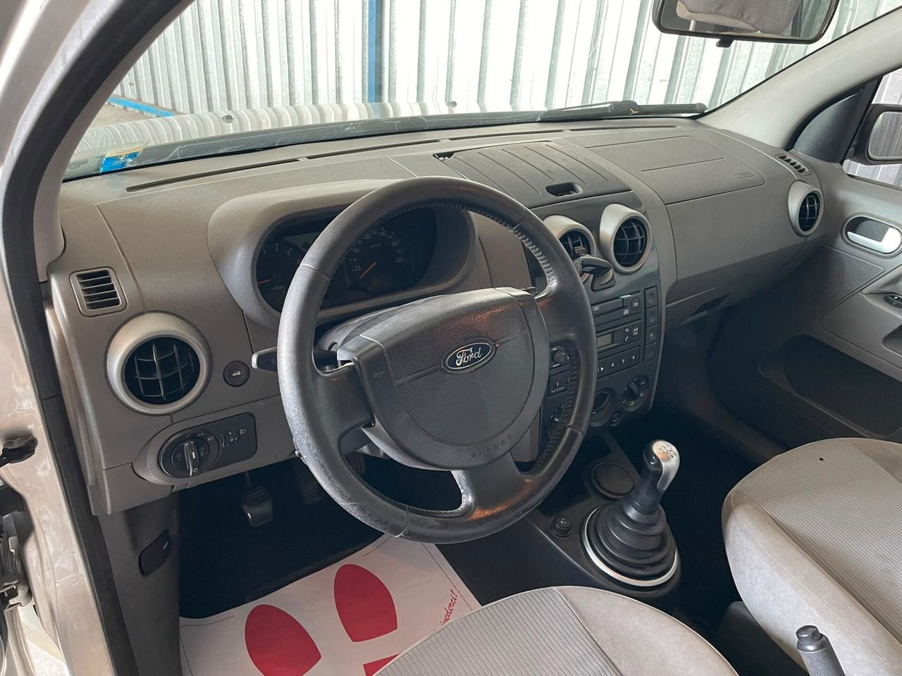 FORD FUSION UNICO PROPRIETARIO NEOPATENTATI