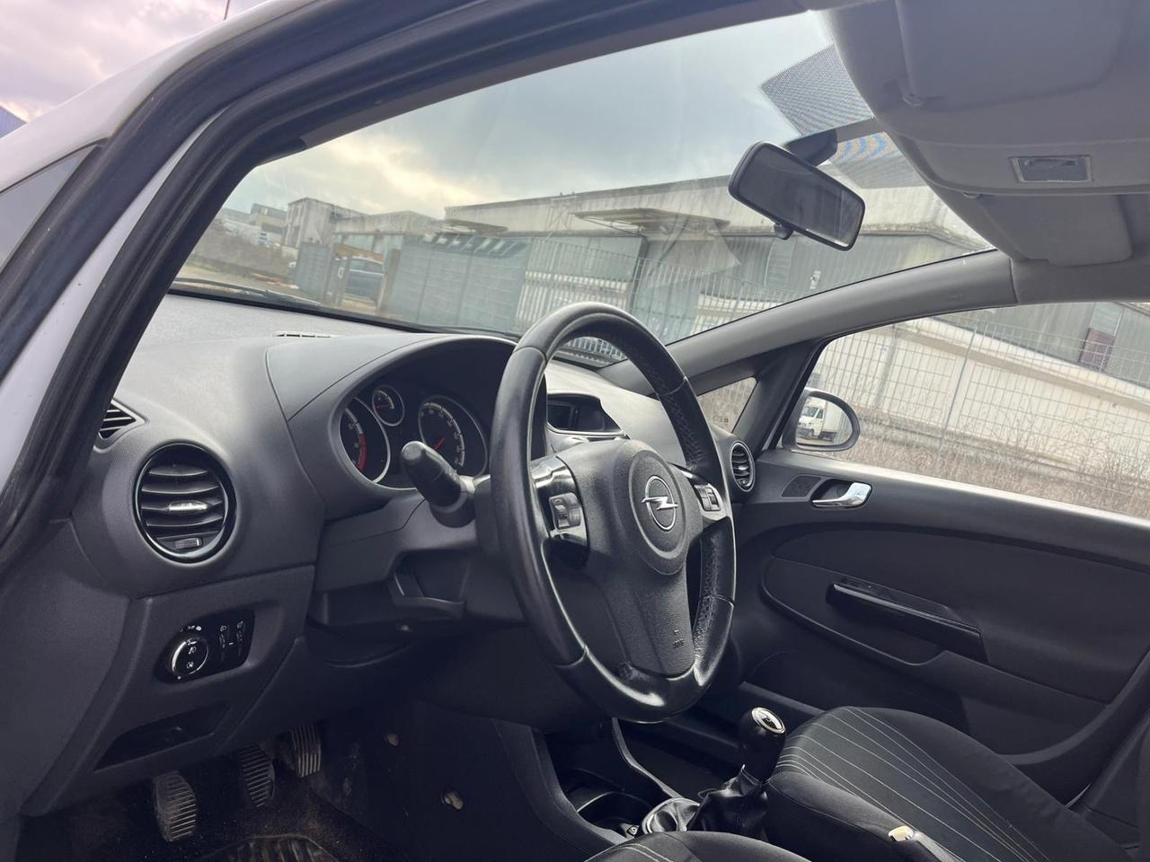 Opel Corsa 1.2 5p Edition 117000 km GARANZIA 12 m