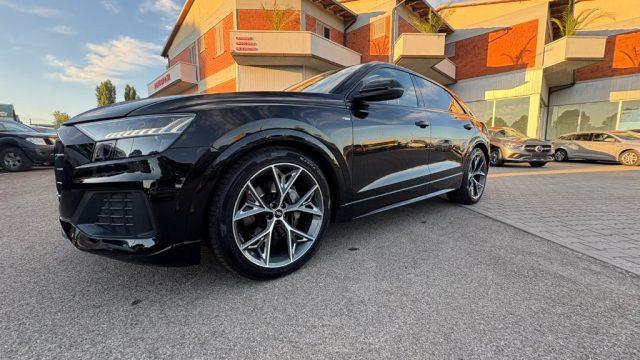 AUDI Q8 50 TDI 286 CV quattro tip Sport TETTO PANORAMA