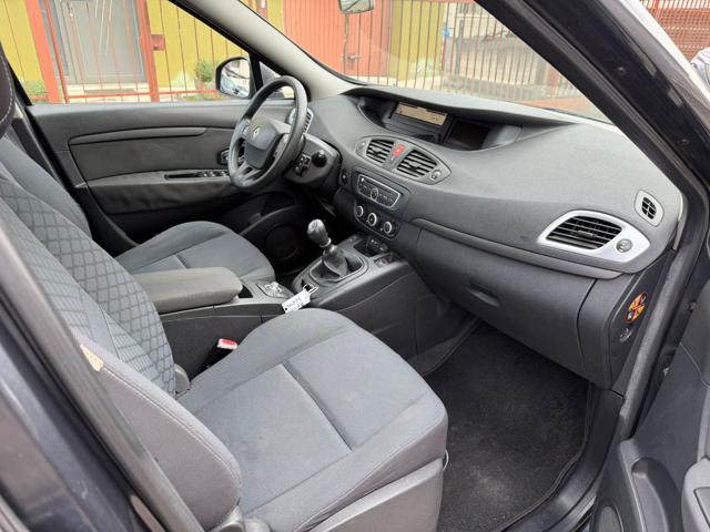 RENAULT Scenic X-Mod 1.6 16V Dynamique