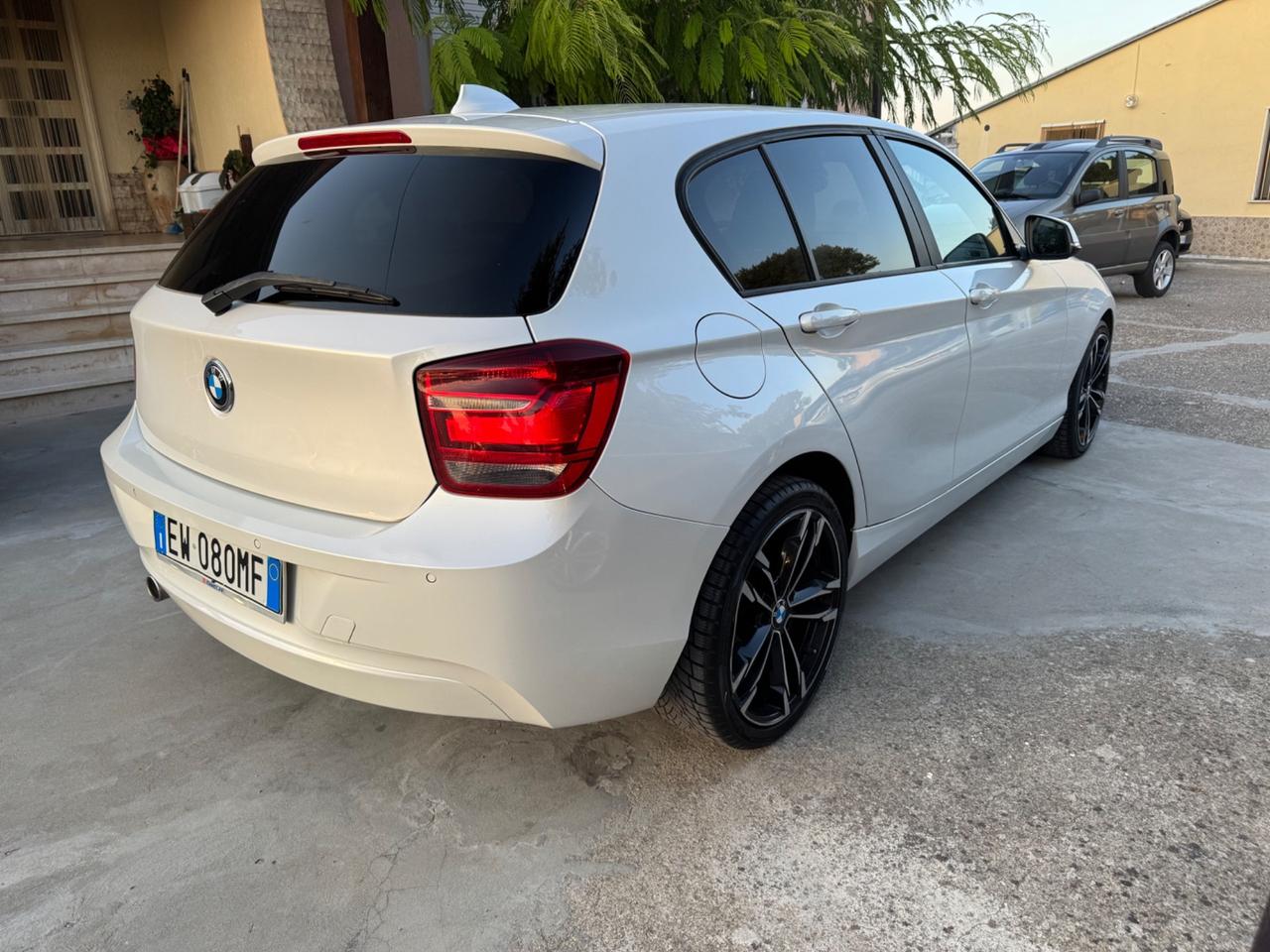 Bmw 116 116d 5p. Sport