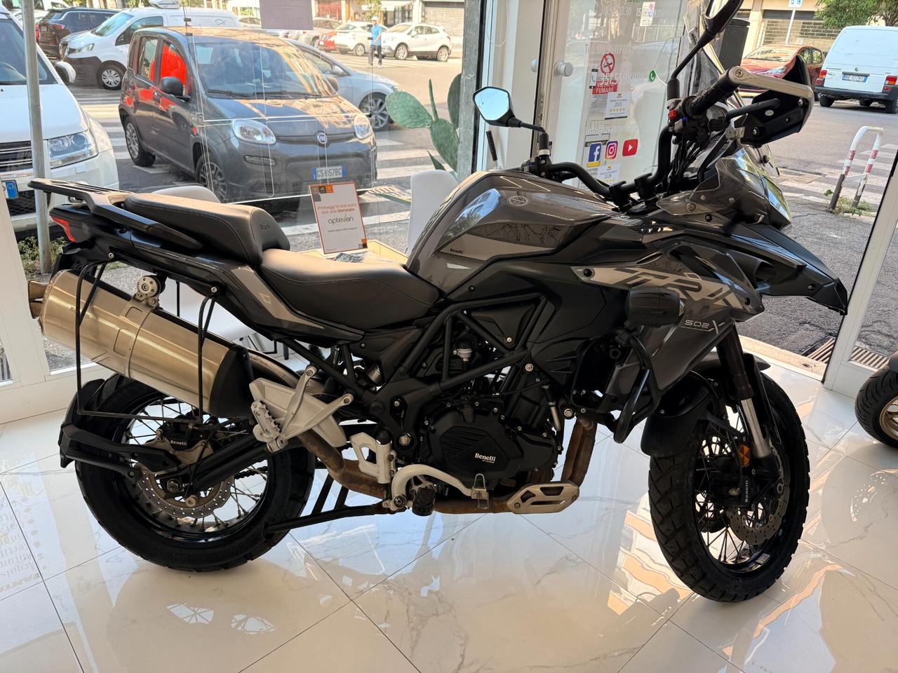 Benelli TRK 502 x 500cc 48cv CATENA nuova