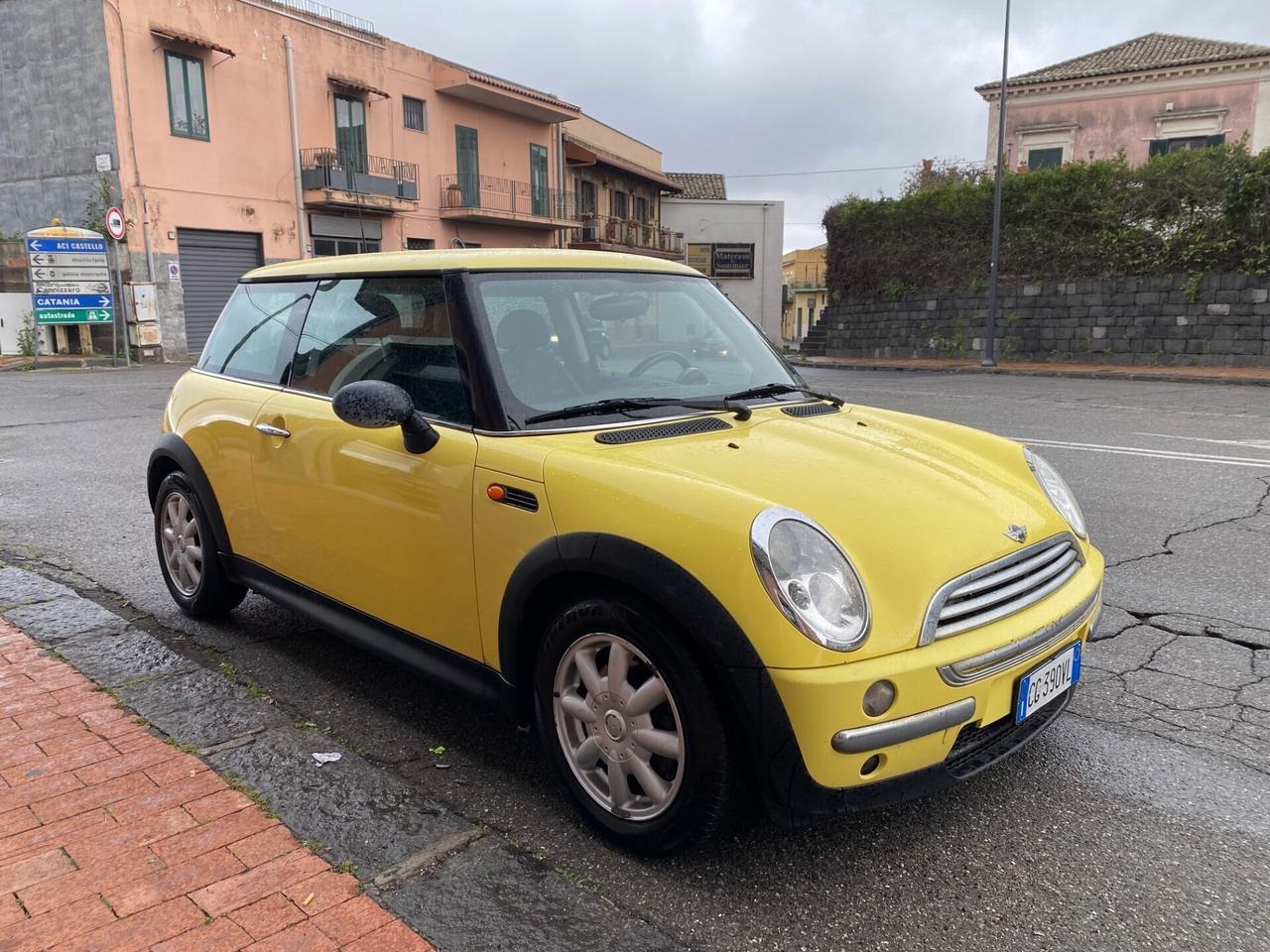 Mini 1.4 tdi One D de luxe 75cv