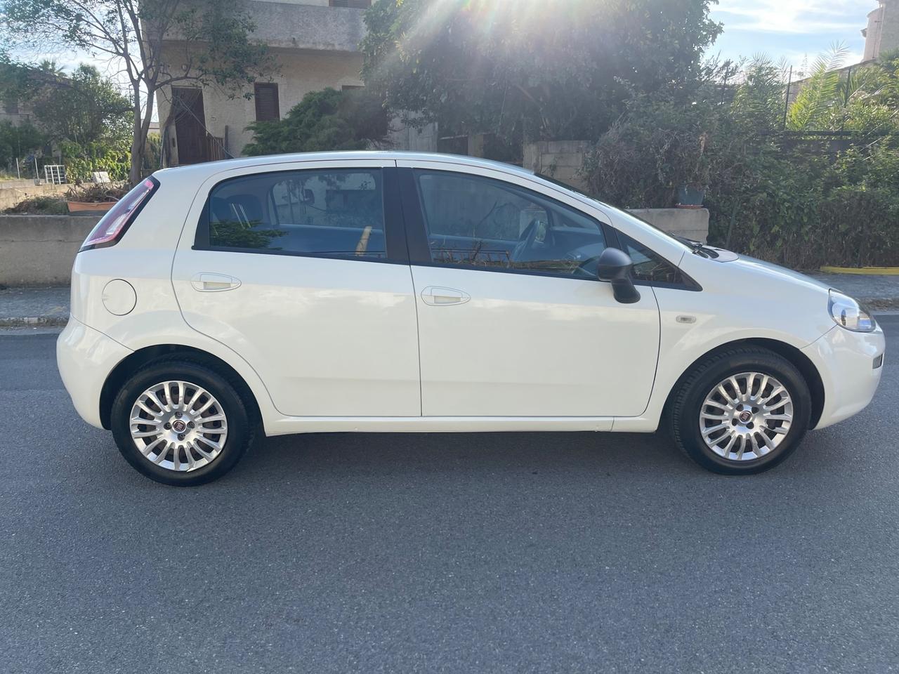 Fiat Punto 1.3 MJT II 95 CV 5 porte