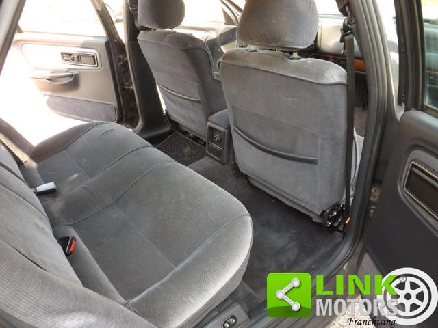 FORD Scorpio 2.0i Twin Cam 5 porte Ghia con impianto GPL