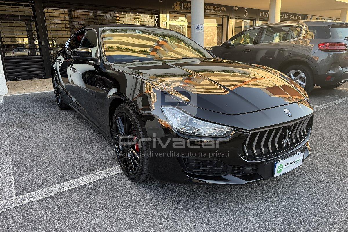 MASERATI Ghibli V6 Diesel 275 CV