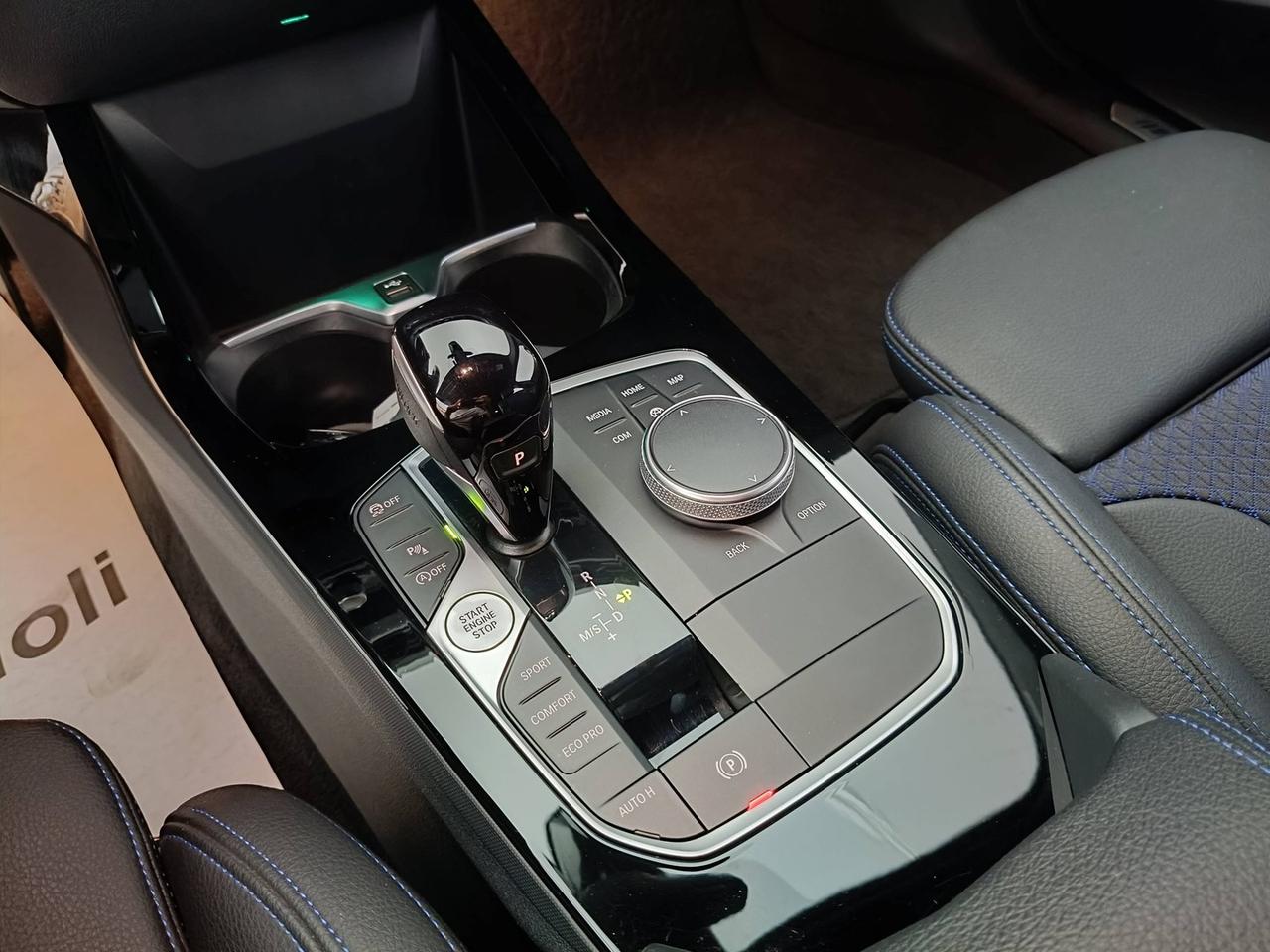 BMW Serie 1 F40 - 116d Msport auto