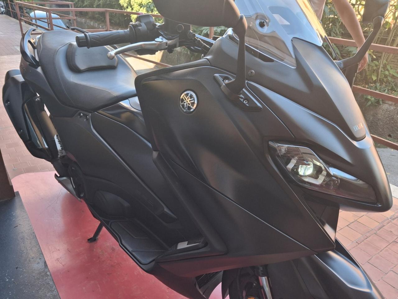 Yamaha T Max 560 ABS + TCS